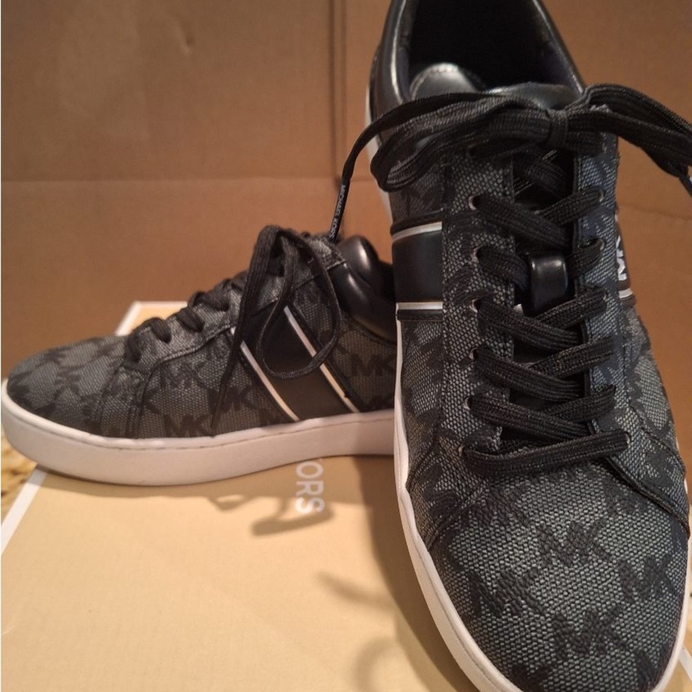 Michael Kors Sneakers